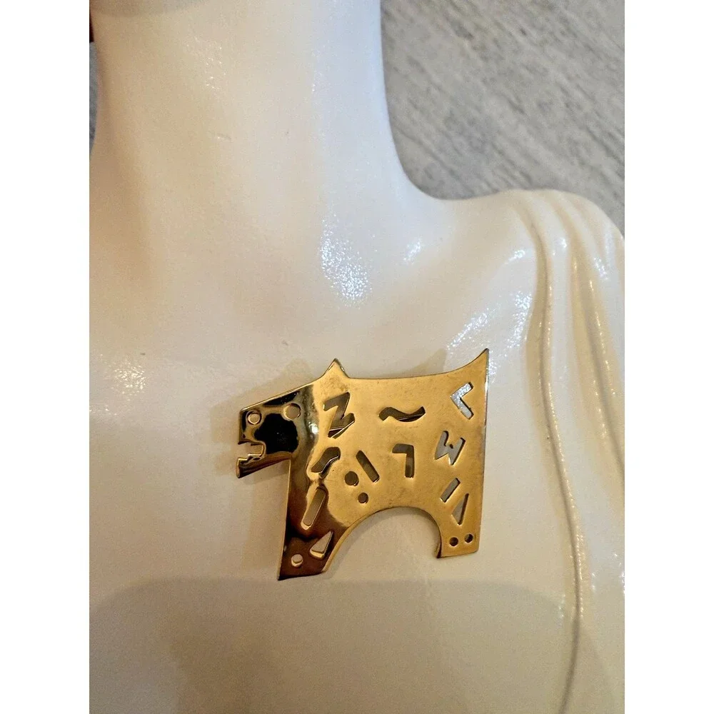 Vintage Gold Tone Modernist Abstract Animal Brooch Southwestern Style Pin